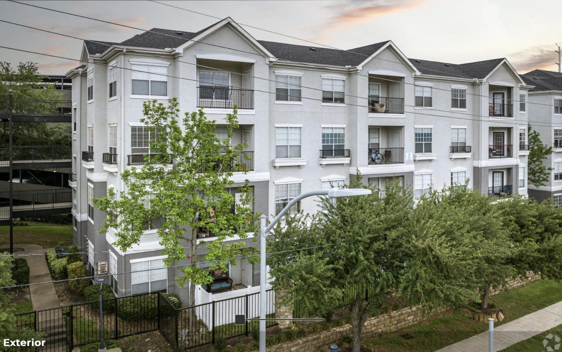 Hidden Gem At Med Center 2br & 2ba * Houston